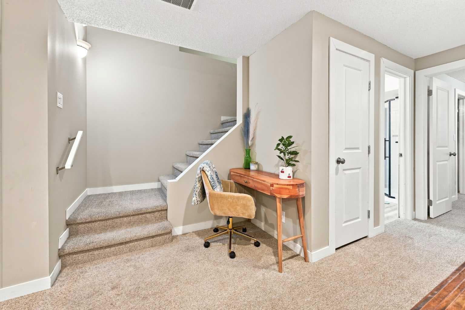 106 Autumn Crescent SE
