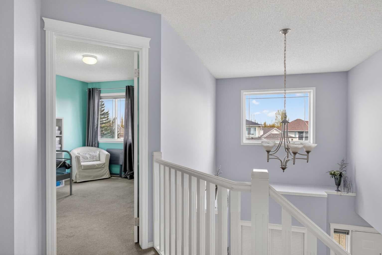 112 Valley Stream Close NW