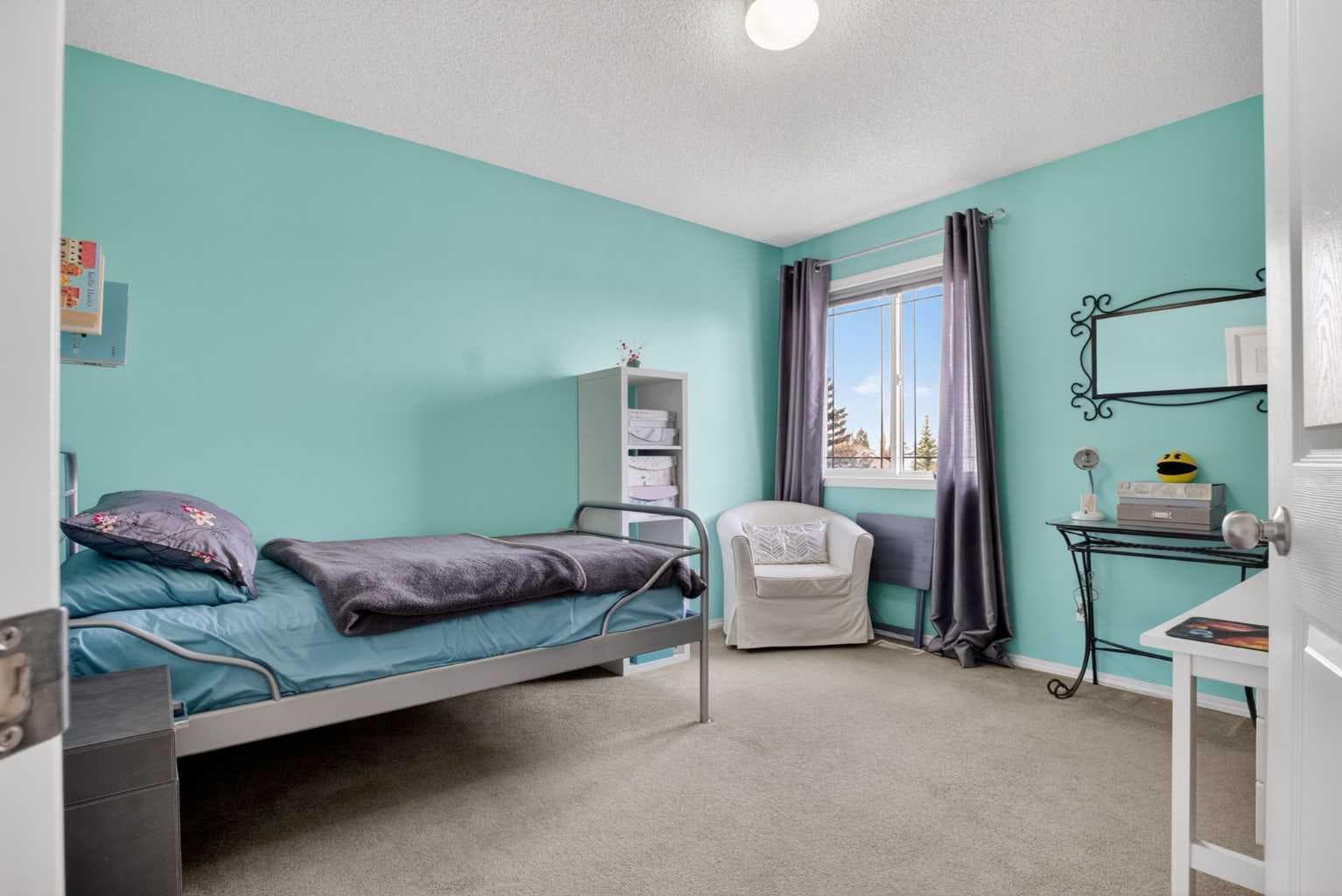 112 Valley Stream Close NW