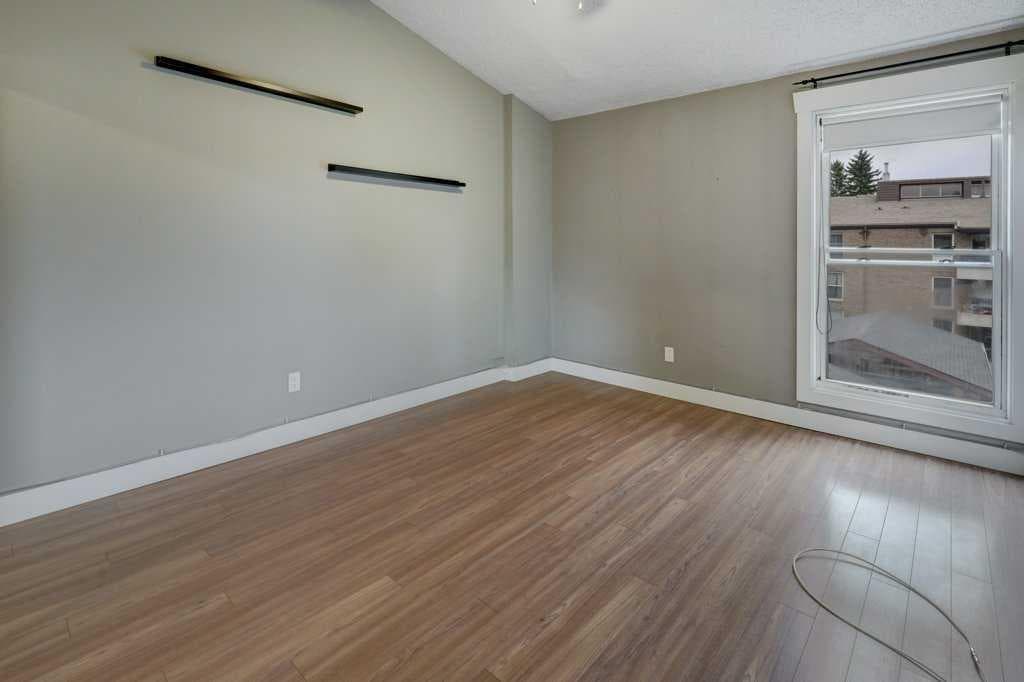 1405, 201 Braeglen Close SW