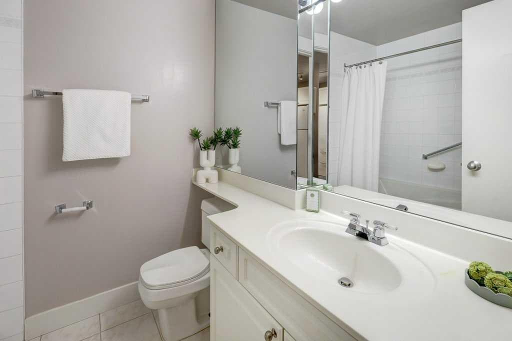 1405, 201 Braeglen Close SW