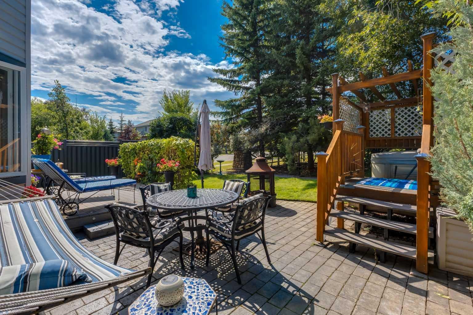 142 Springbank Crescent SW