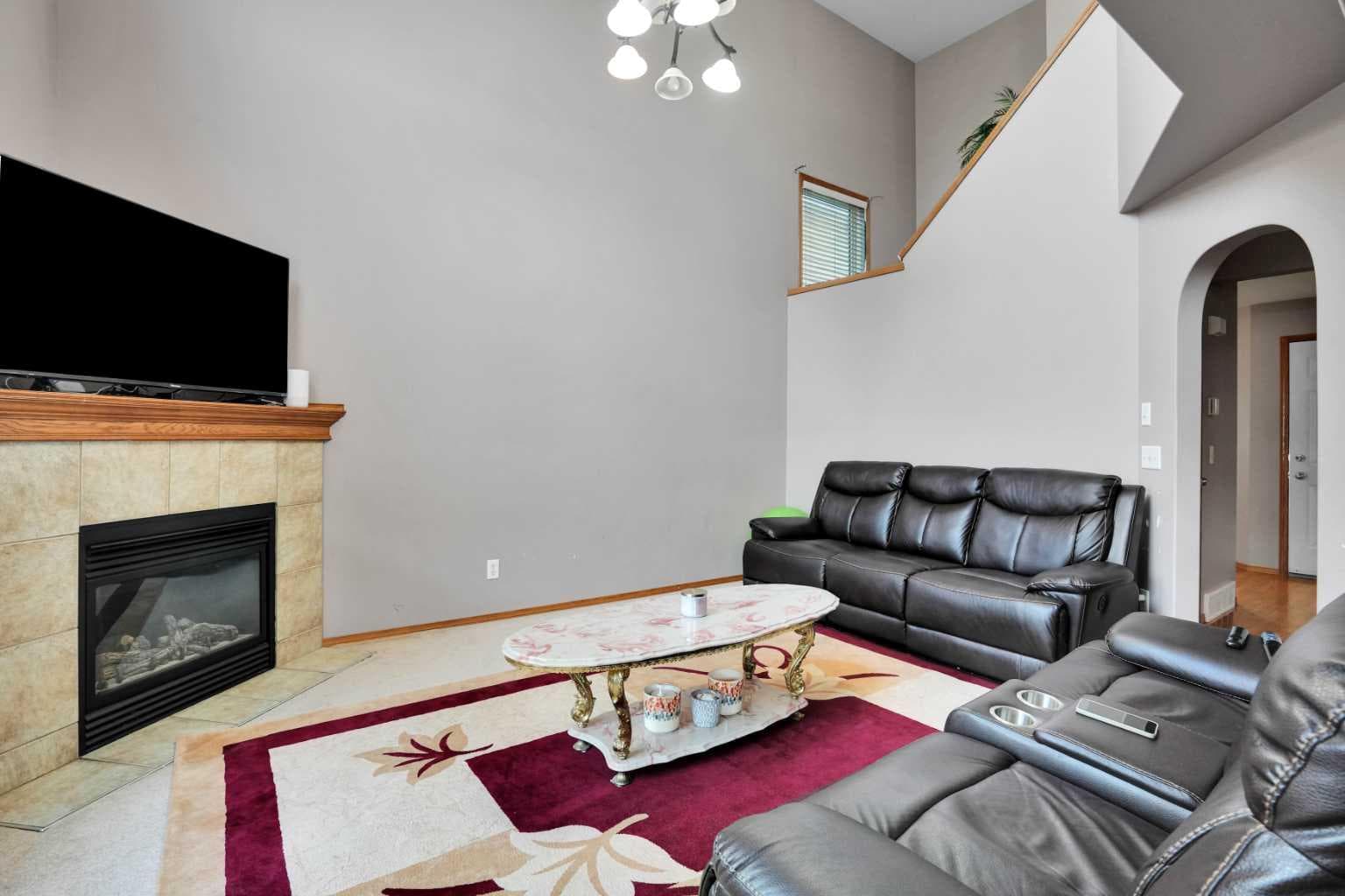 49 Saddletree Close NE