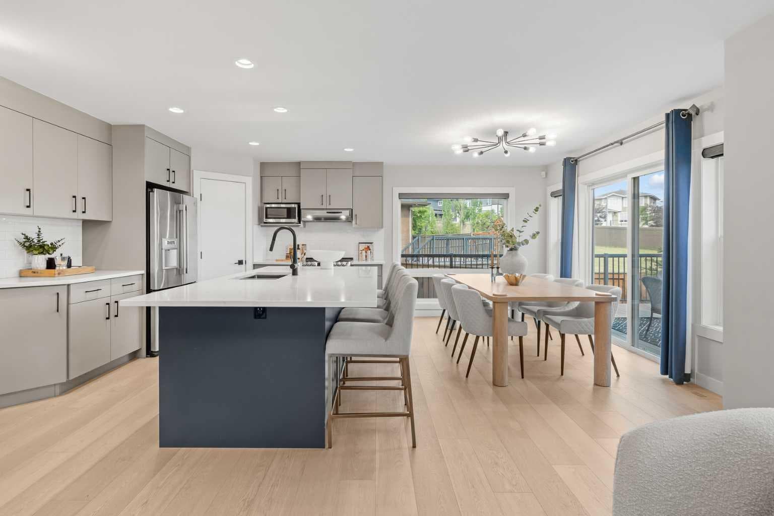 10 Aspen Stone Mews SW