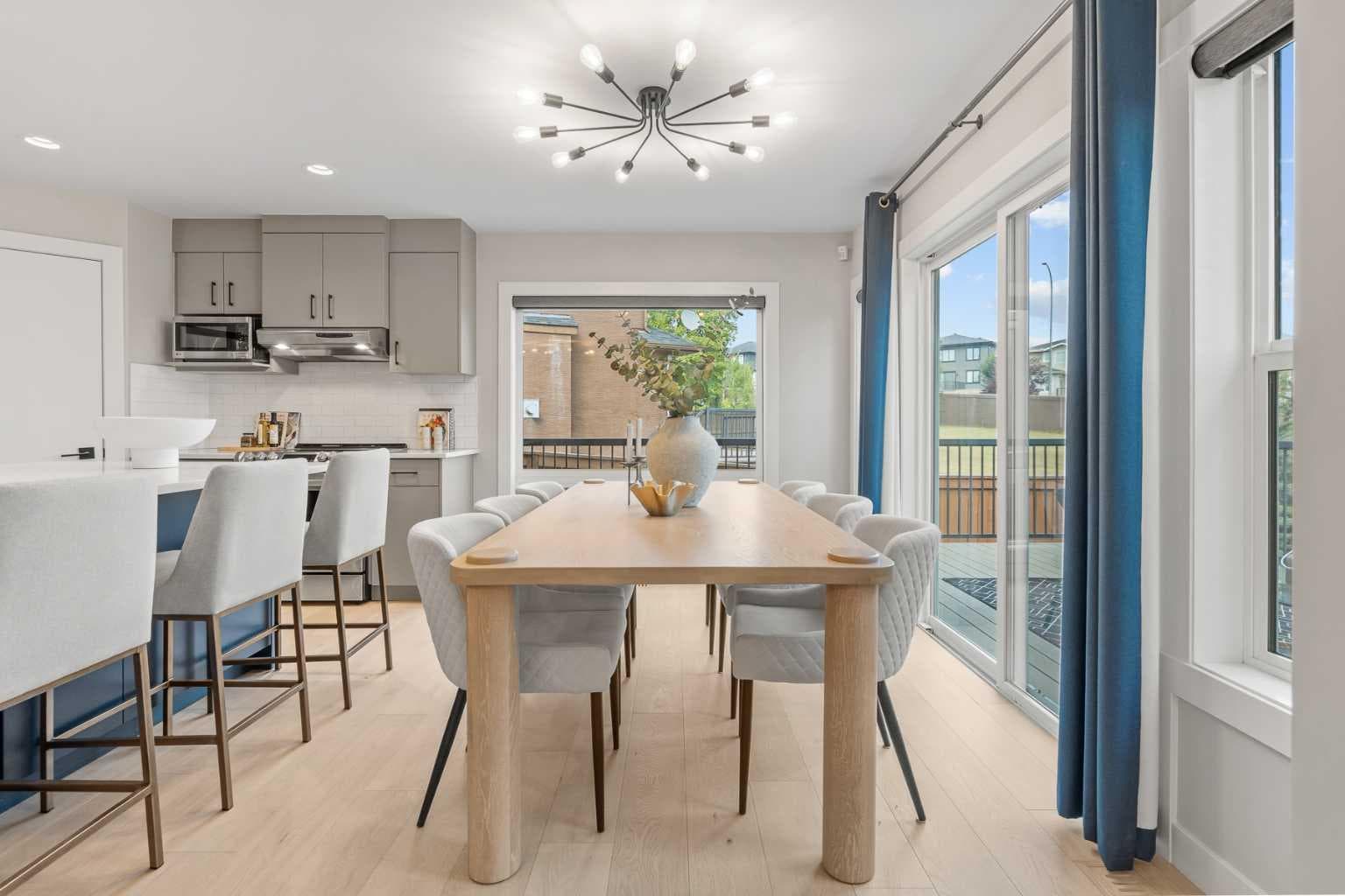 10 Aspen Stone Mews SW