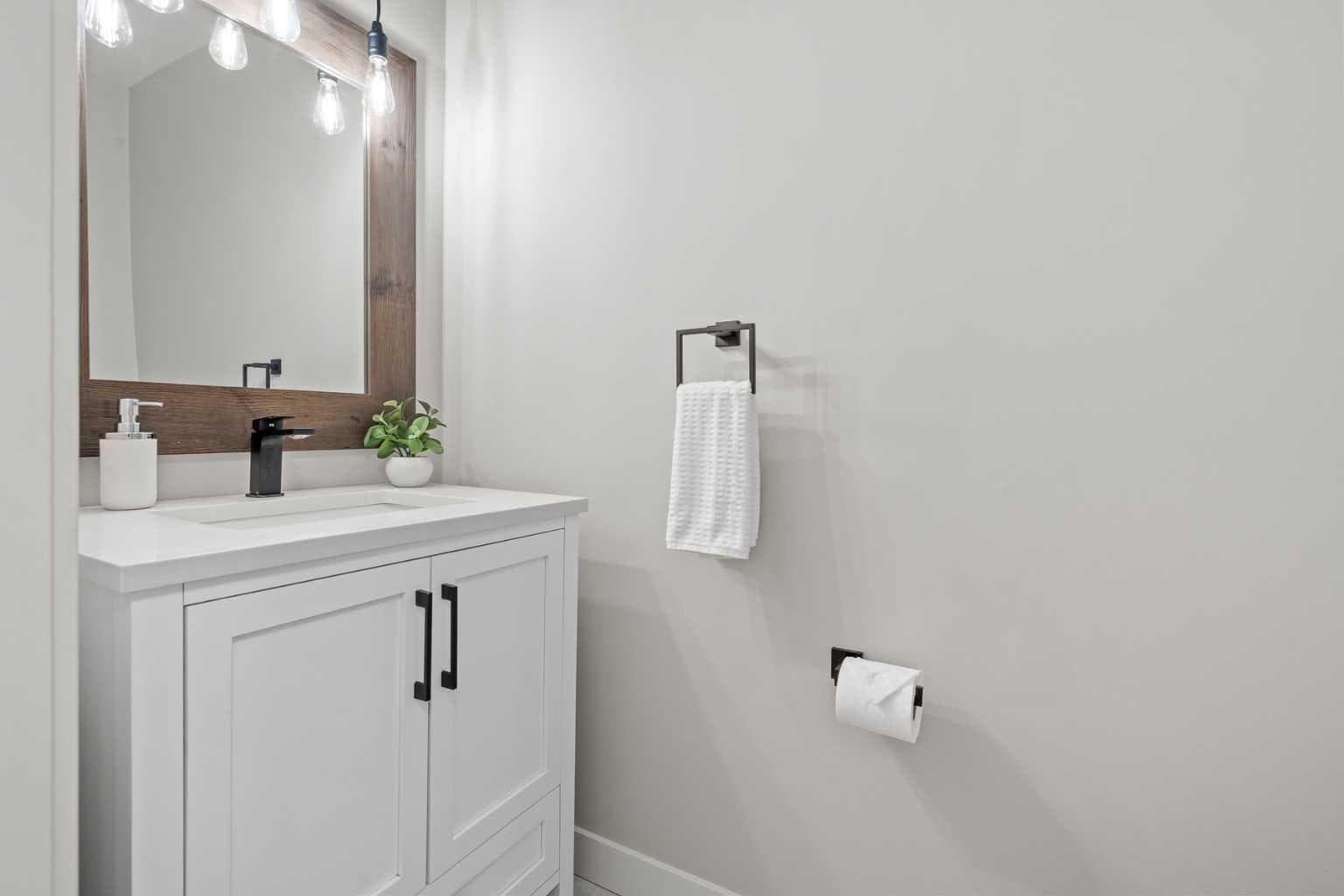 10 Aspen Stone Mews SW