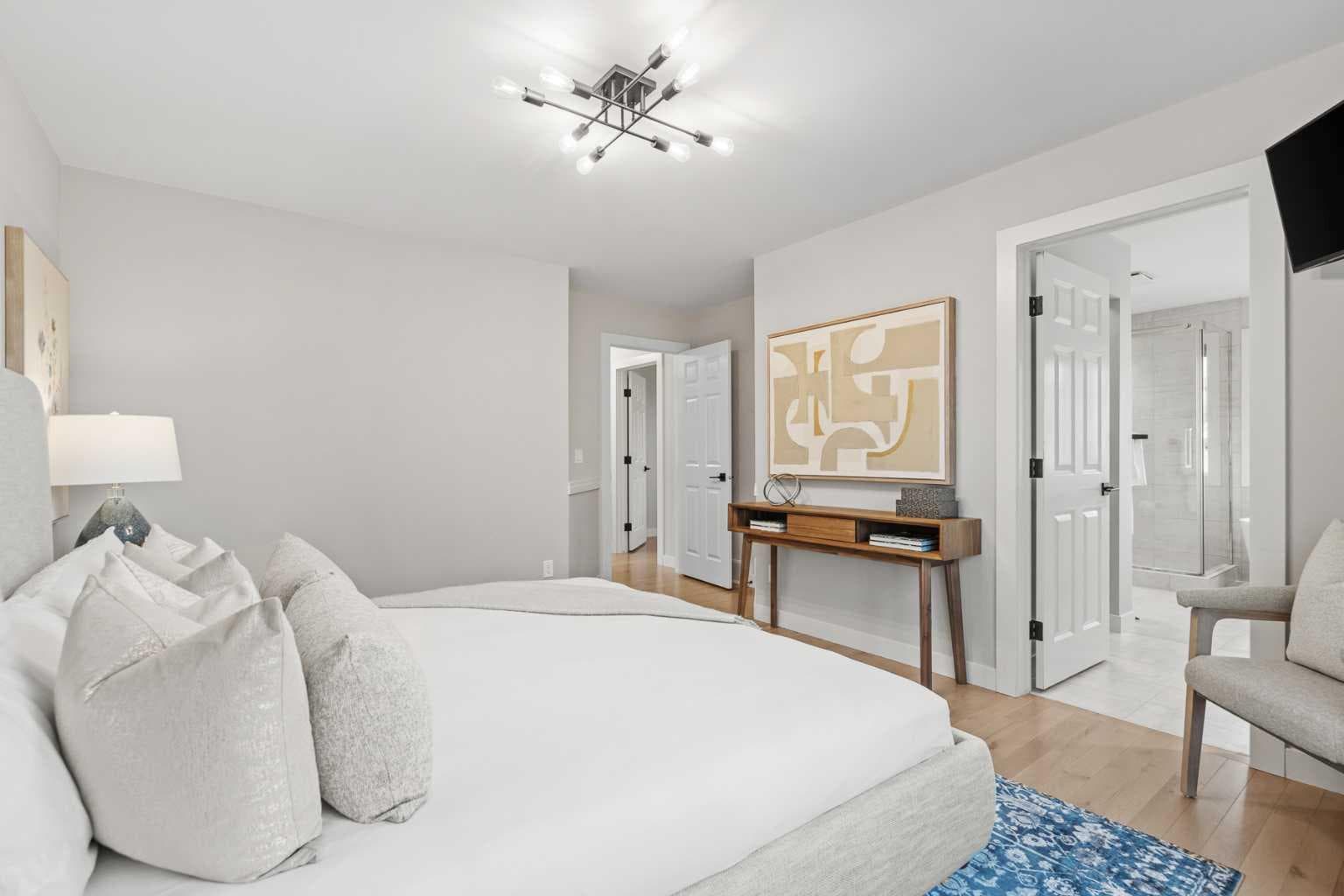 10 Aspen Stone Mews SW