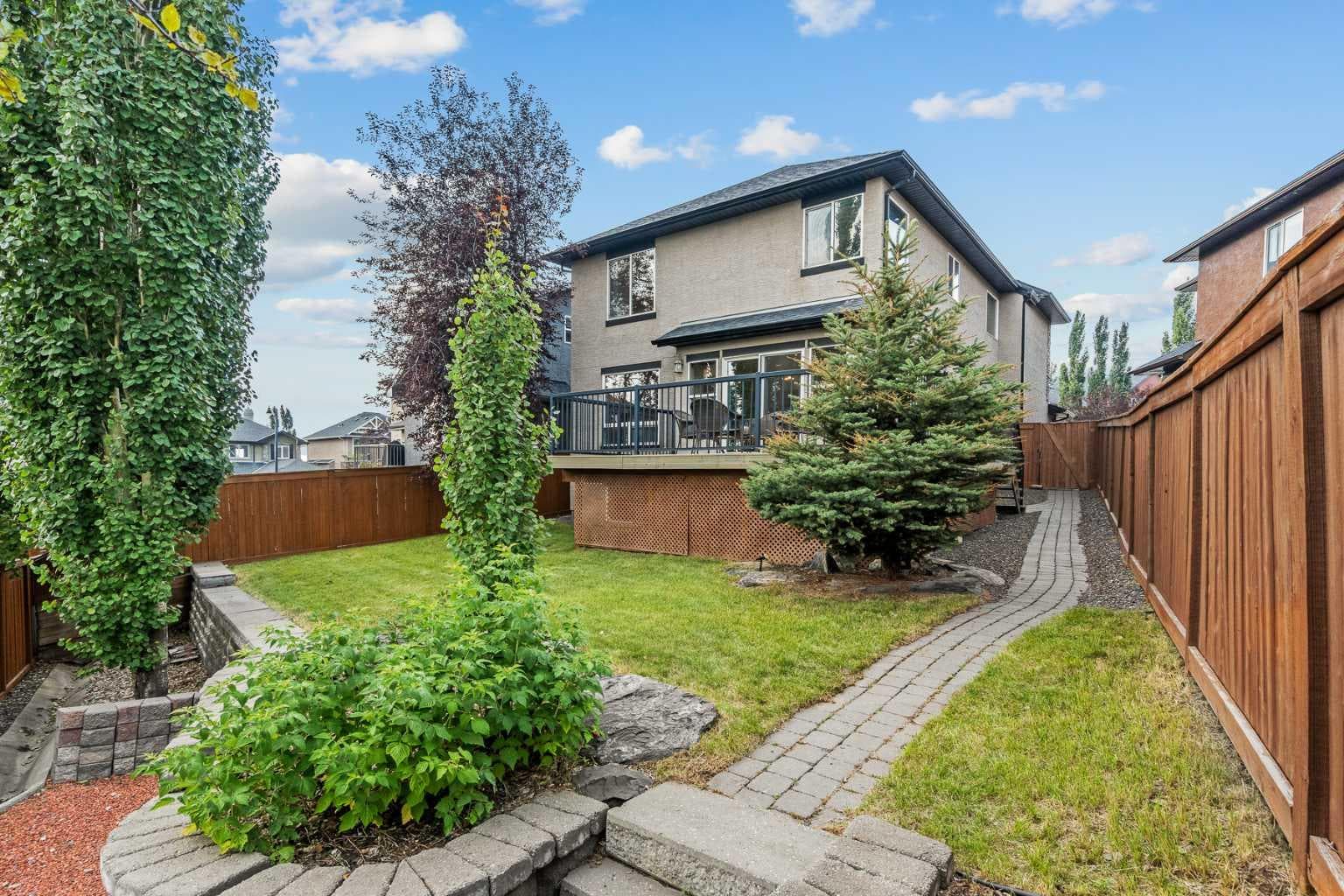 10 Aspen Stone Mews SW