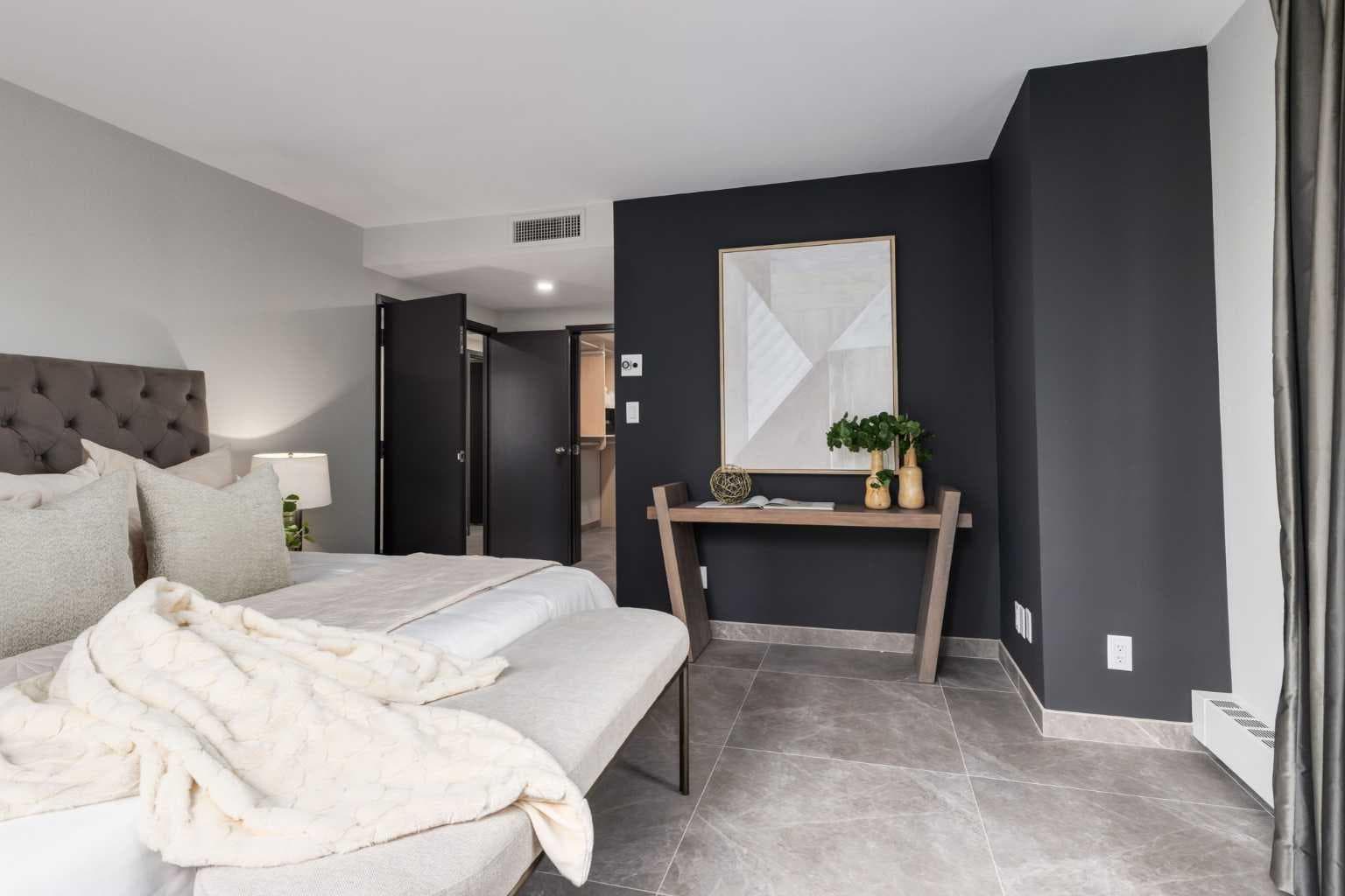 402A, 500 Eau Claire Avenue SW