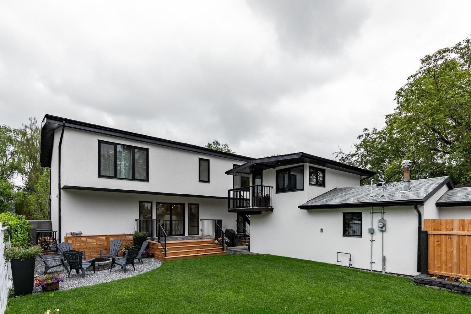 2543 Chicoutimi Drive NW