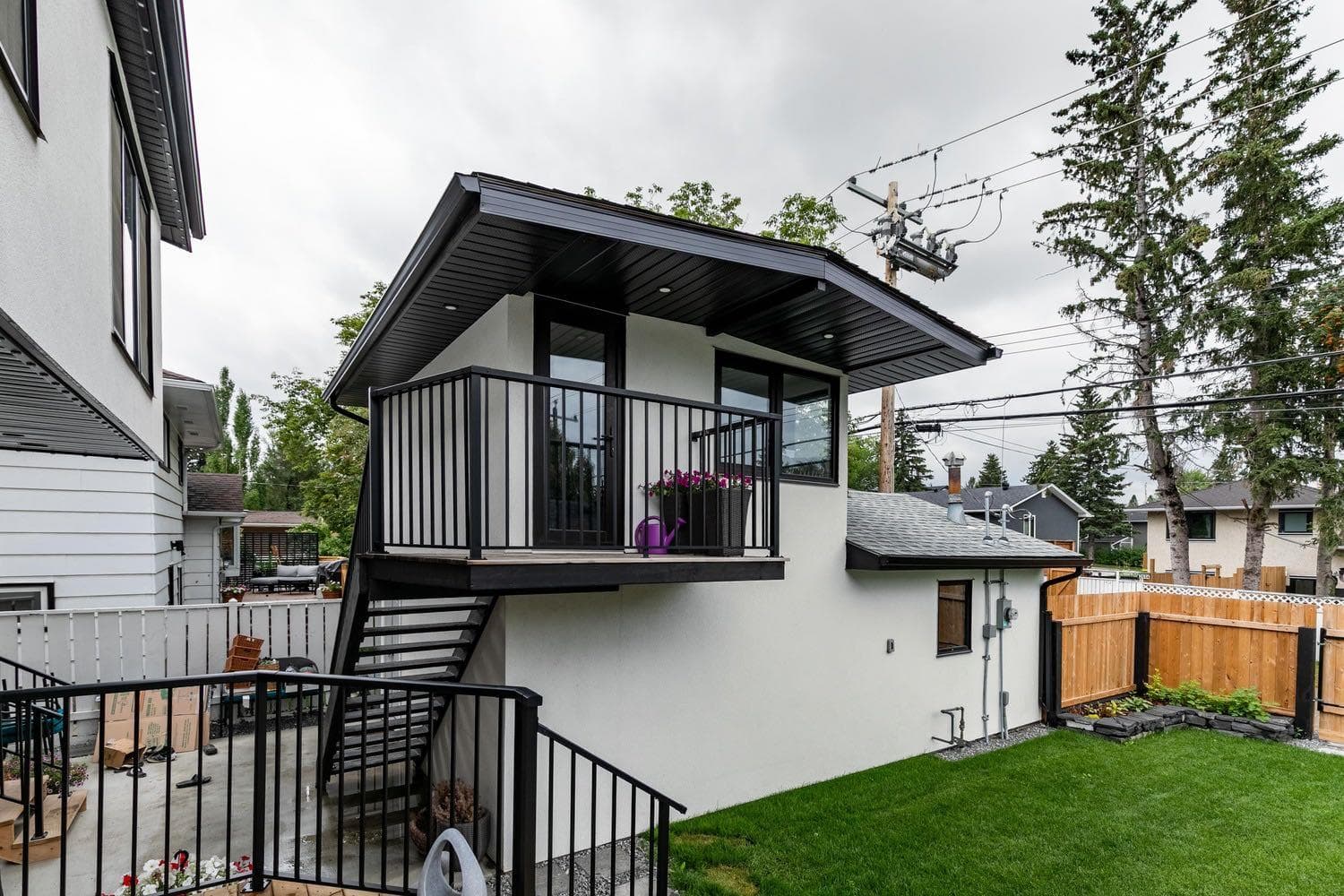 2543 Chicoutimi Drive NW