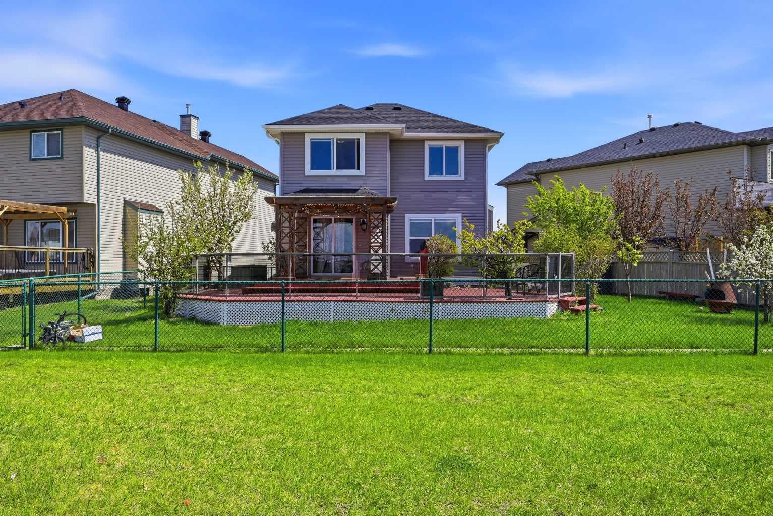 86 Saddlecrest Close NE