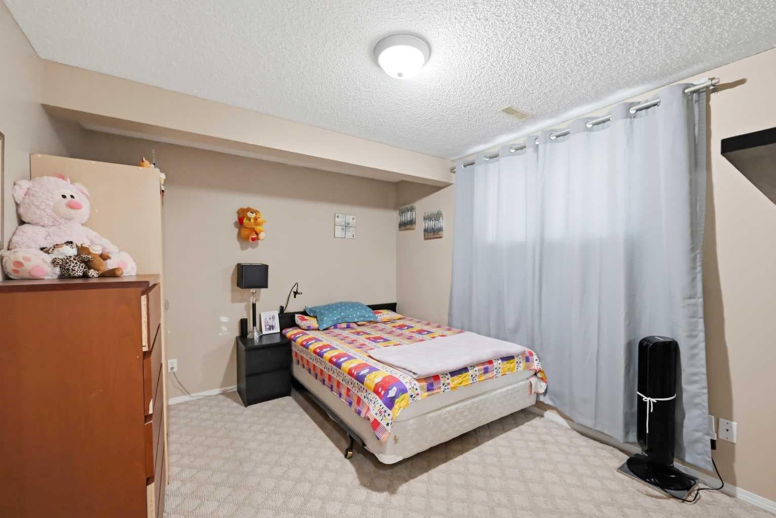 86 Saddlecrest Close NE