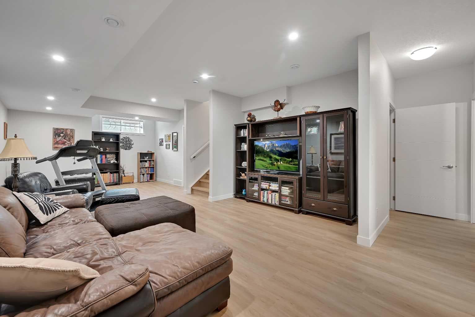 858 Harmony Parade 