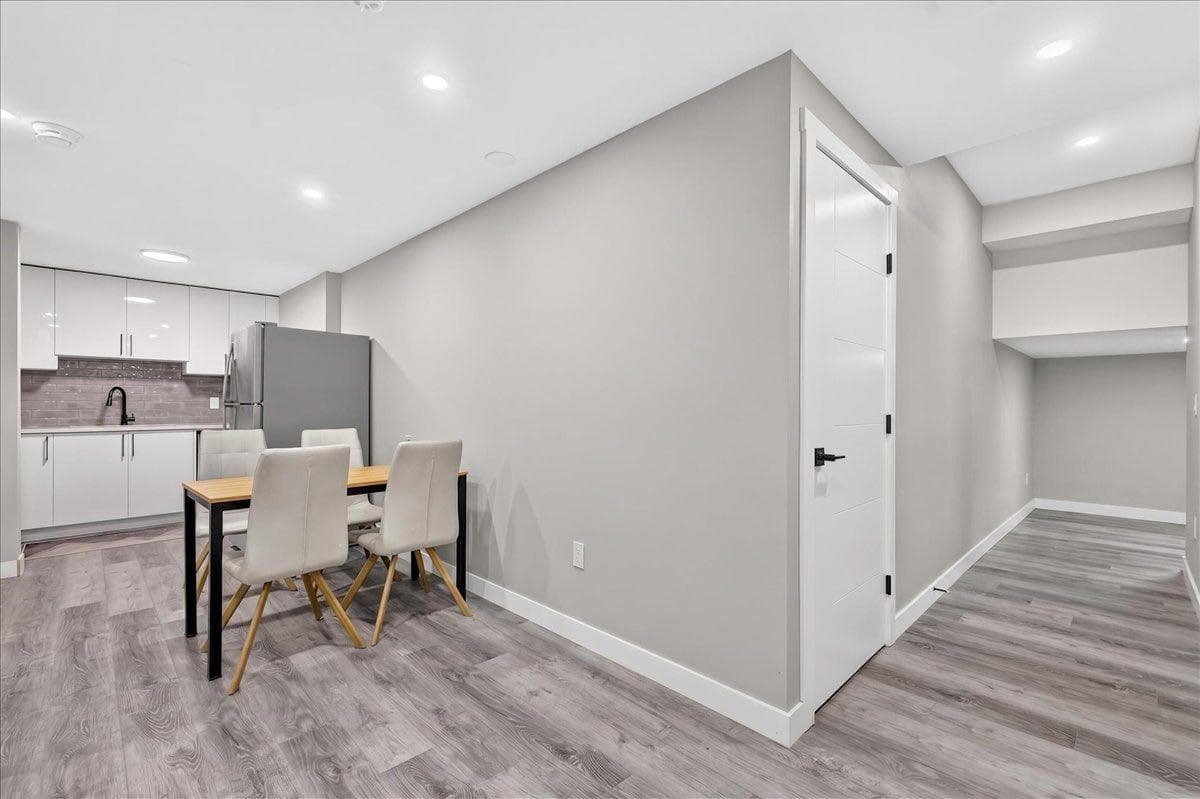 244 carrington Crescent NW