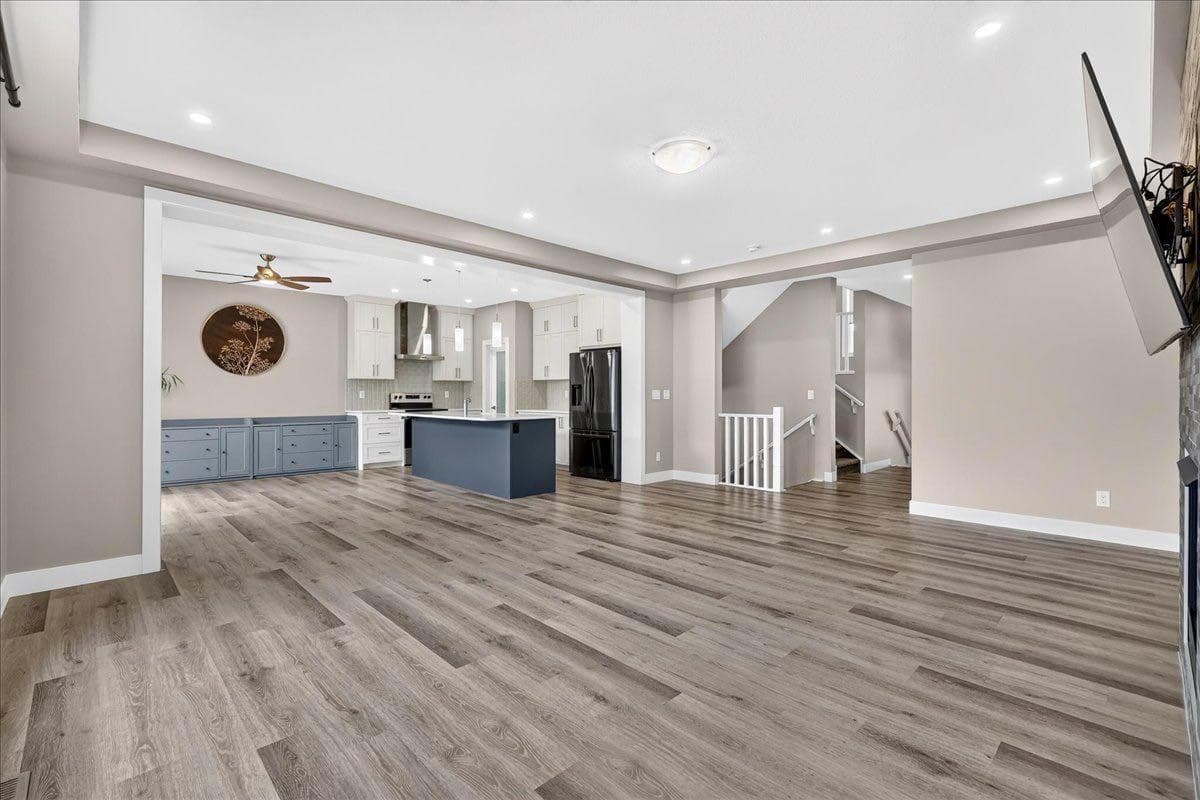 244 carrington Crescent NW