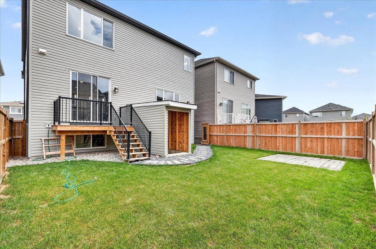 244 carrington Crescent NW
