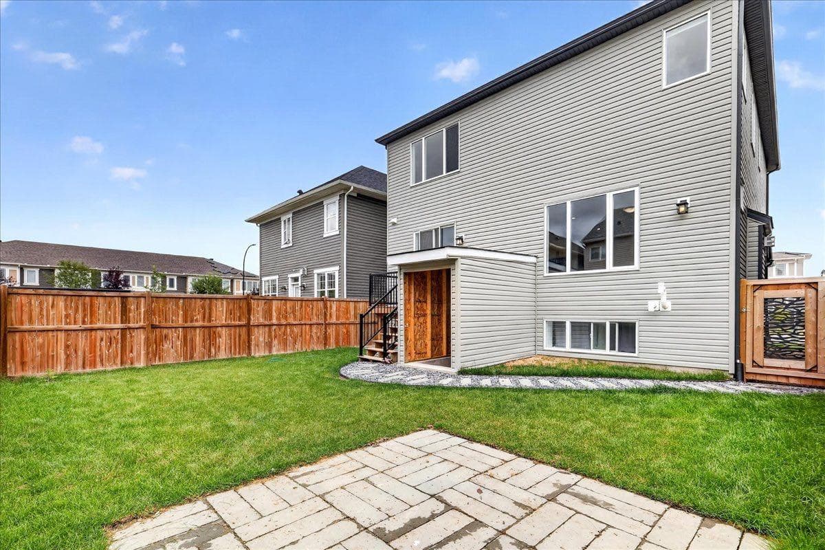 244 carrington Crescent NW