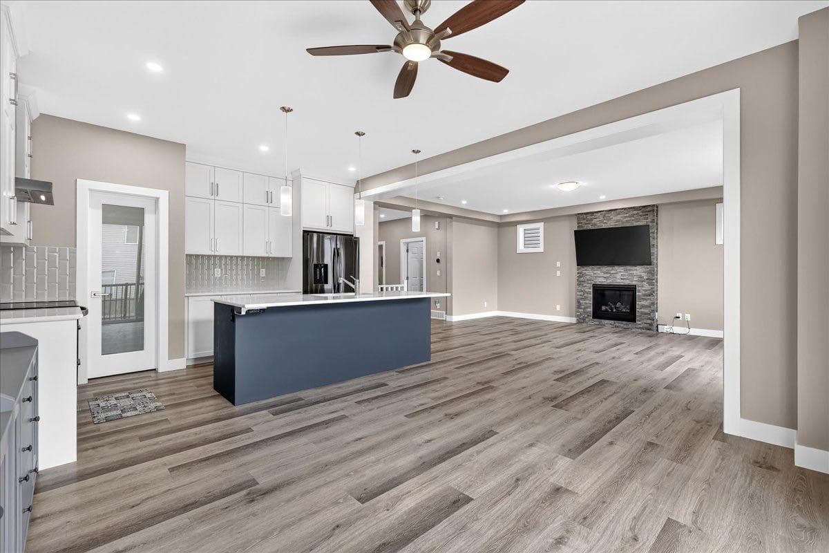 244 carrington Crescent NW