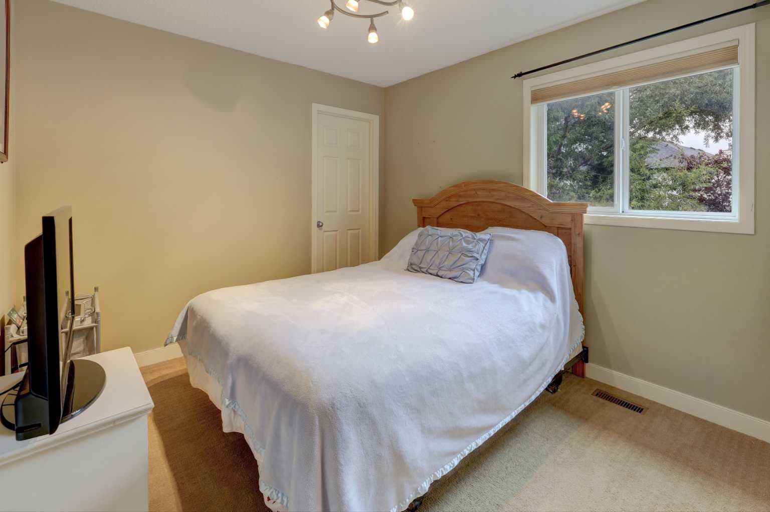 66 Copperfield Close SE