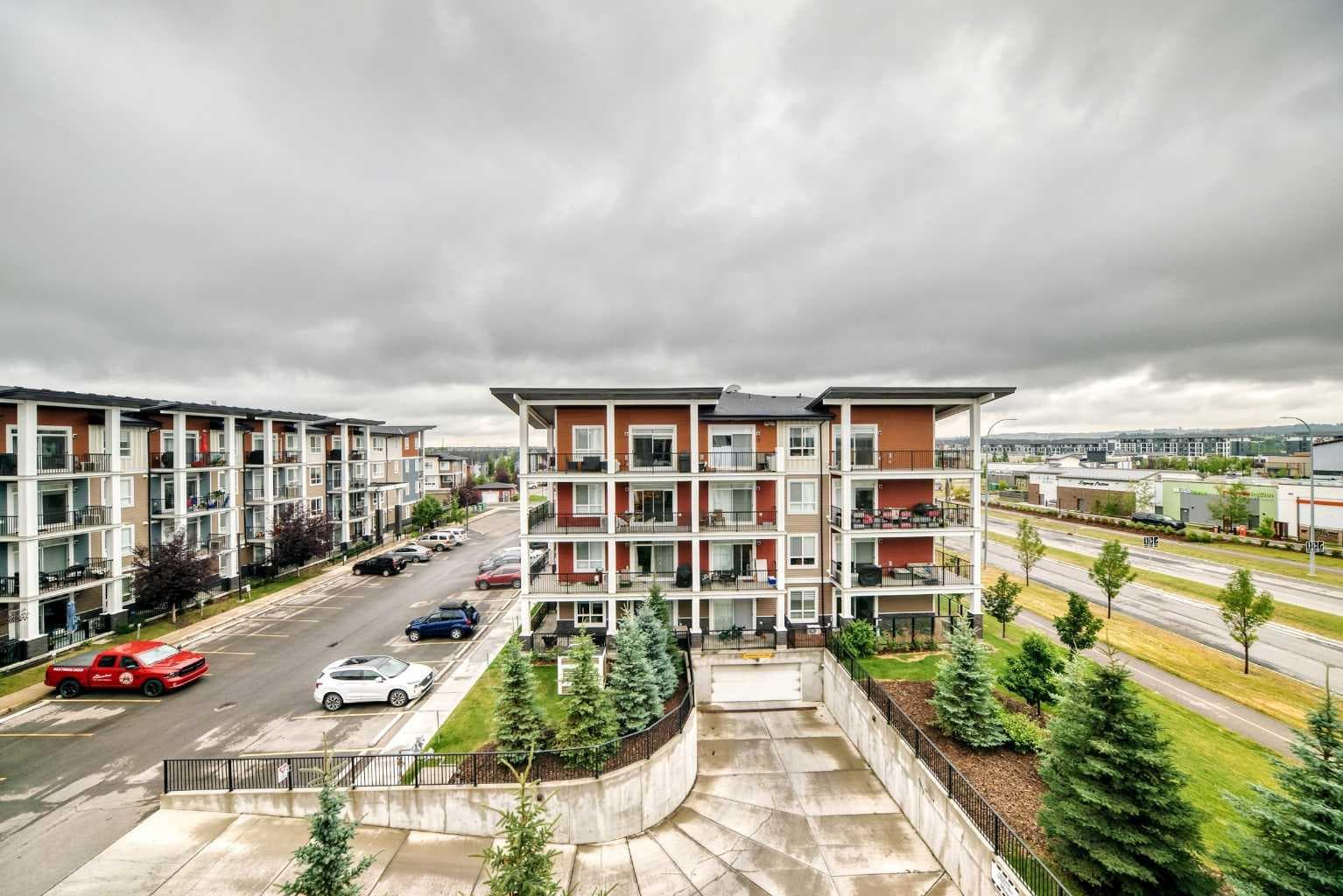 409, 30 Walgrove  SE