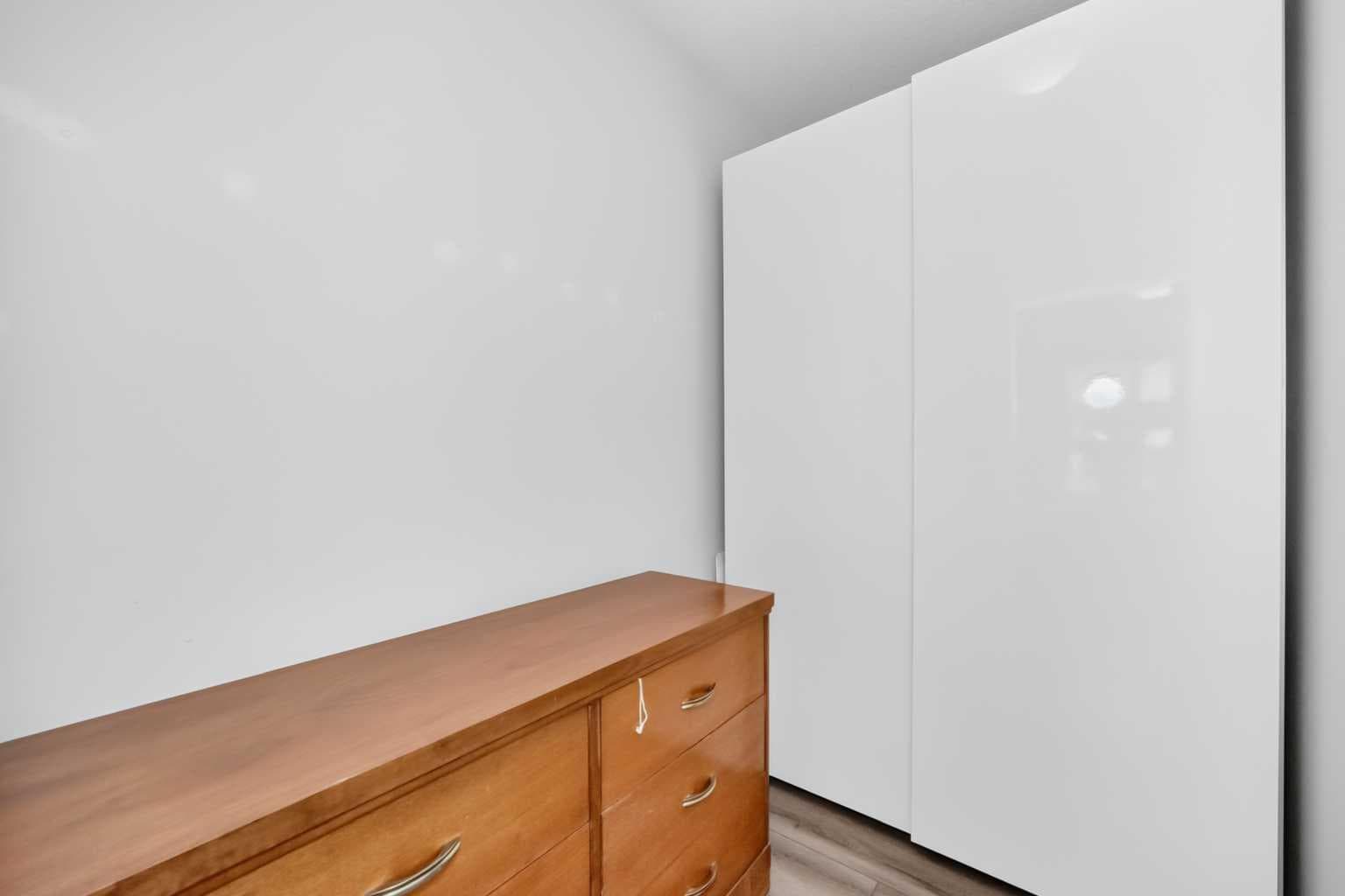 409, 30 Walgrove  SE