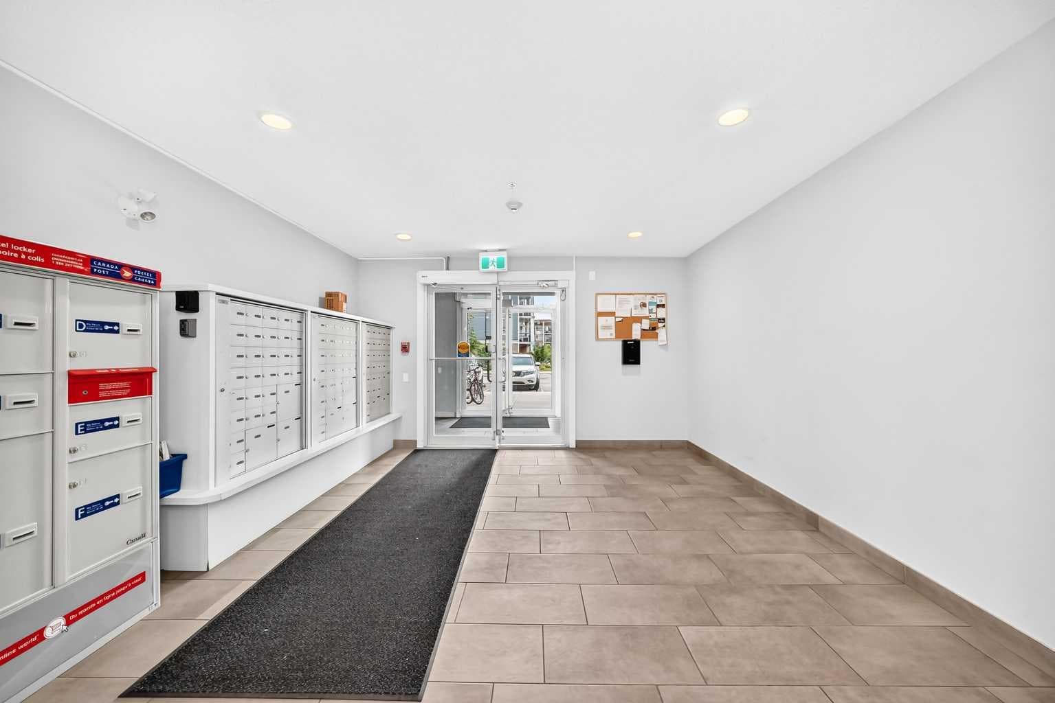 409, 30 Walgrove  SE