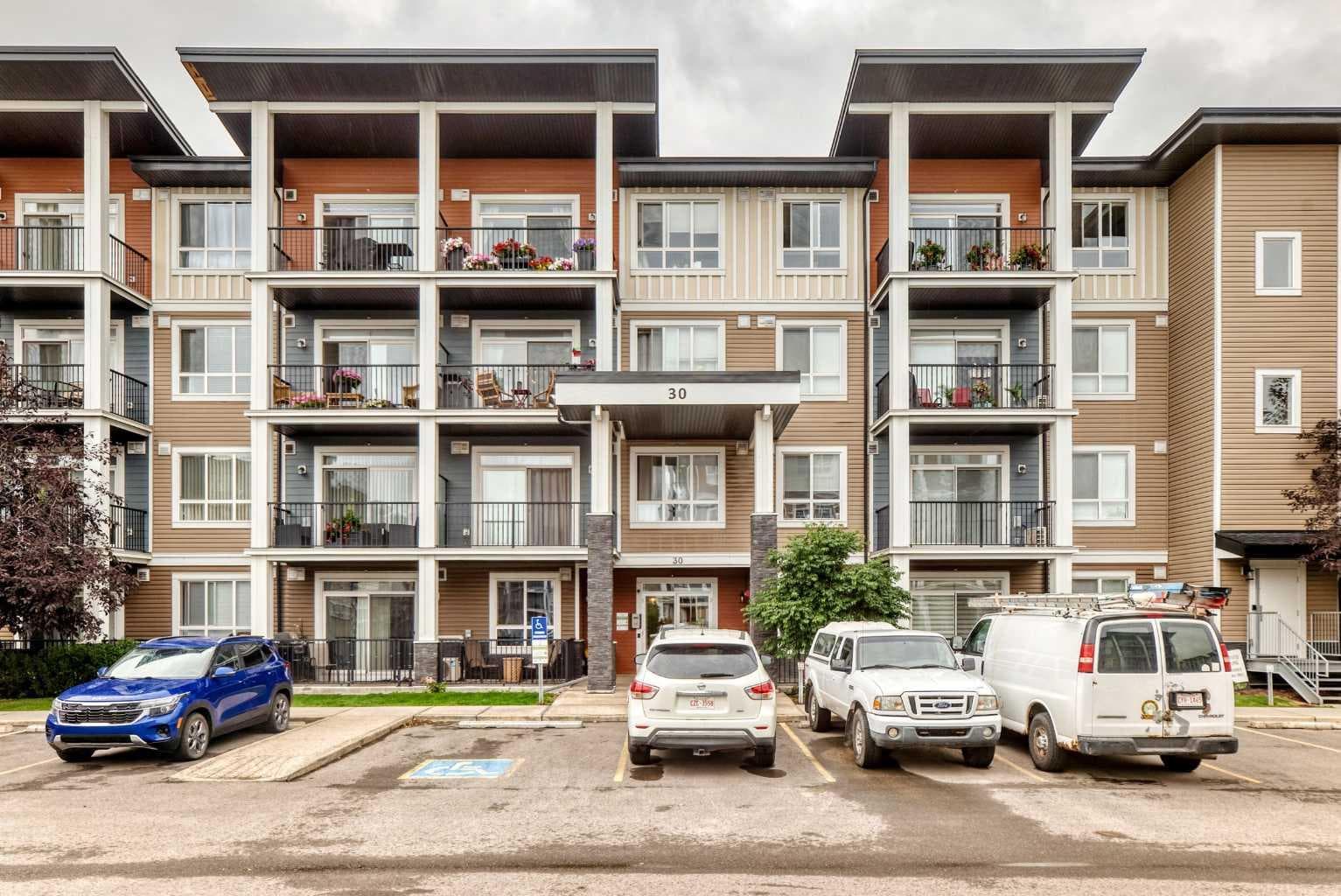 409, 30 Walgrove  SE