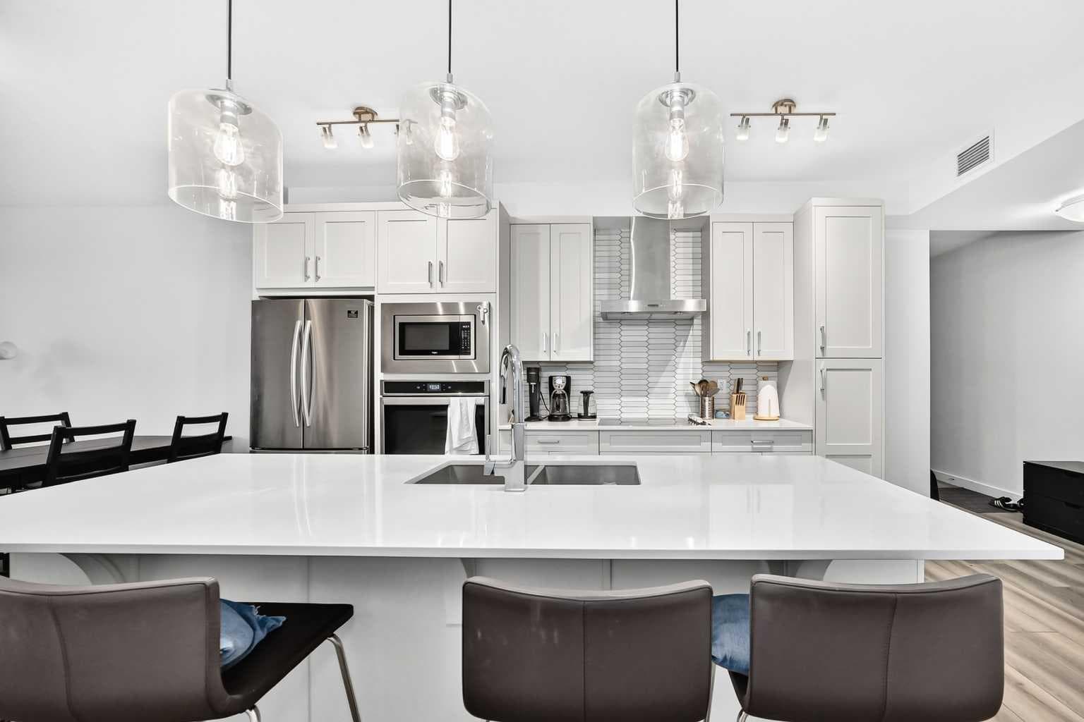 409, 30 Walgrove  SE