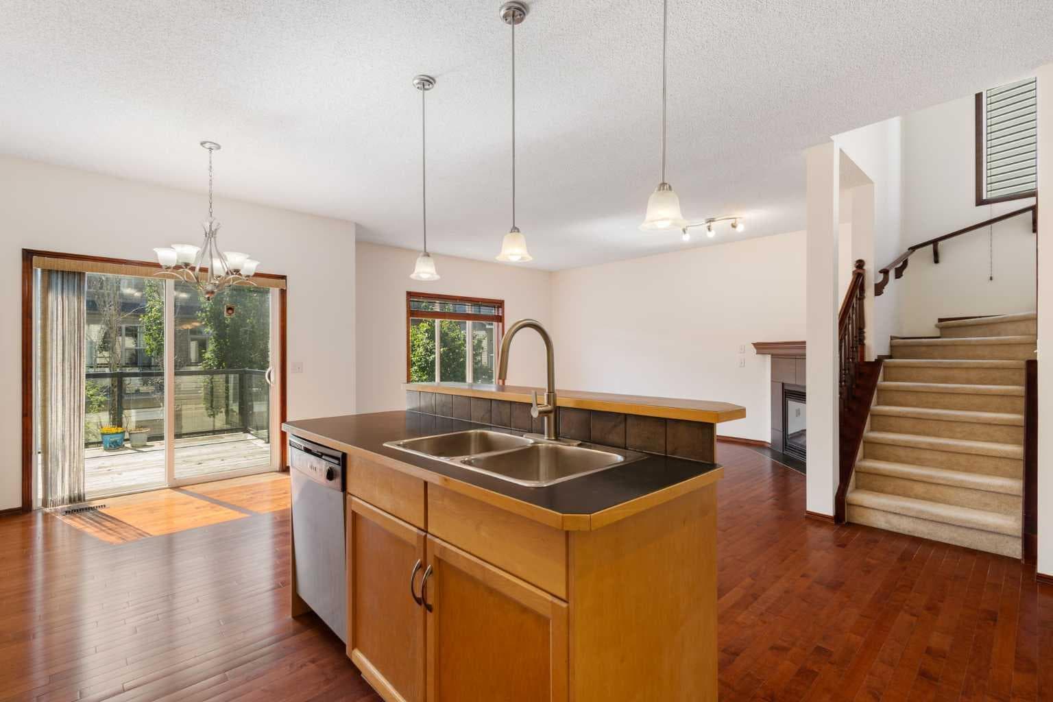 57 Everoak Circle SW