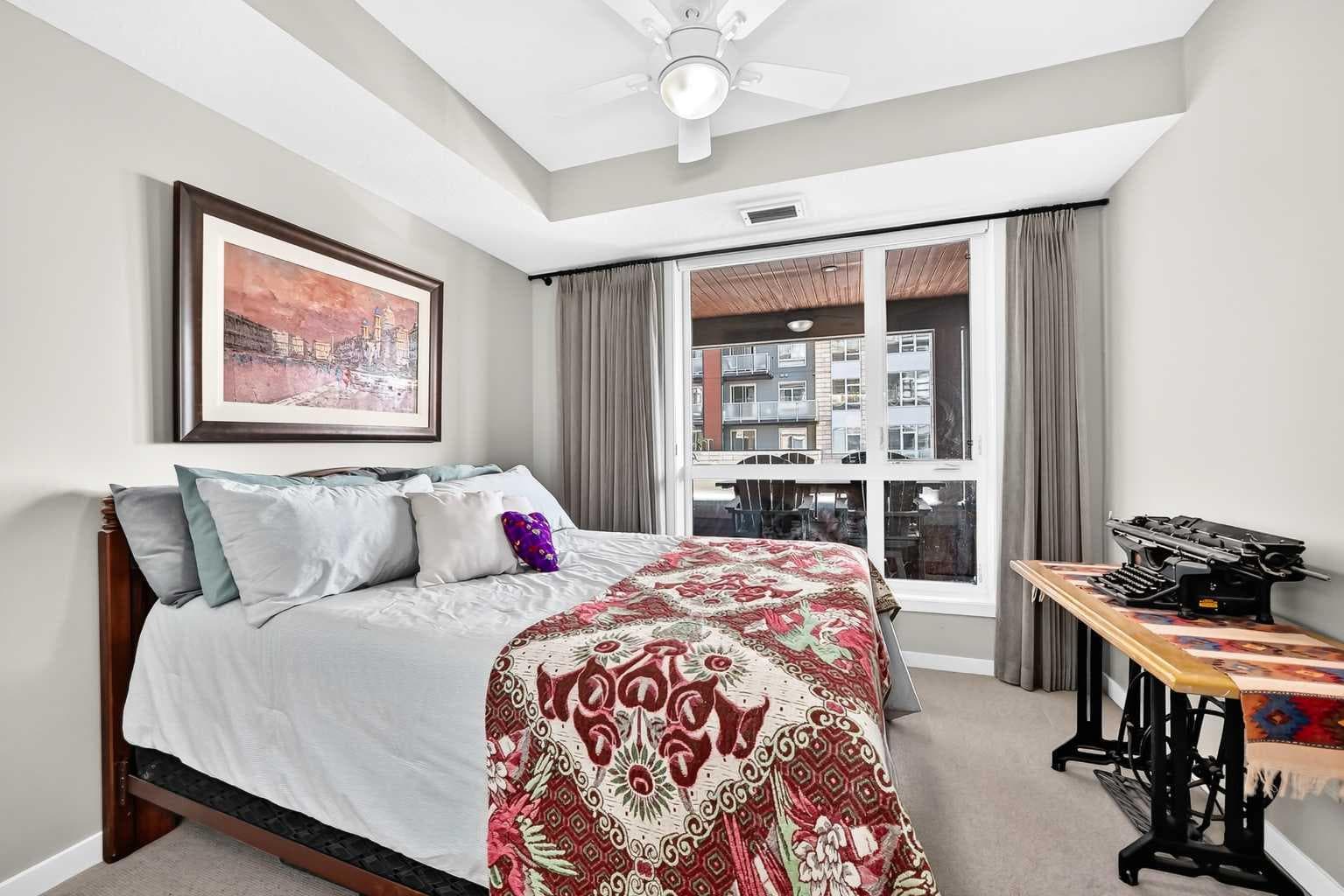 201, 122 Mahogany Centre SE