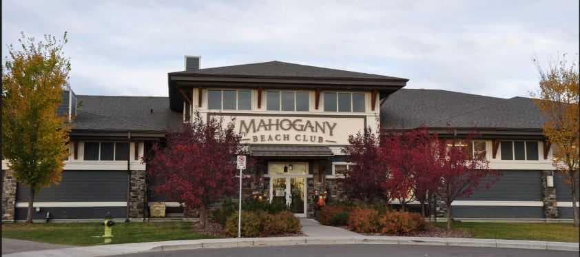 201, 122 Mahogany Centre SE