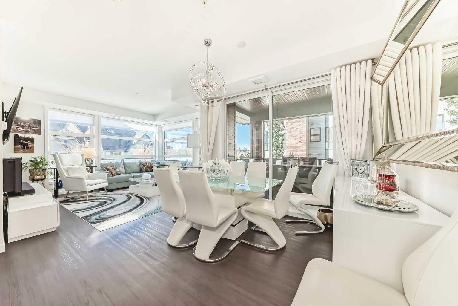 202, 122 Mahogany Centre SE