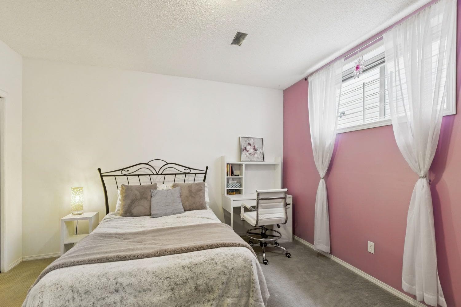 21 Covehaven Gardens NE
