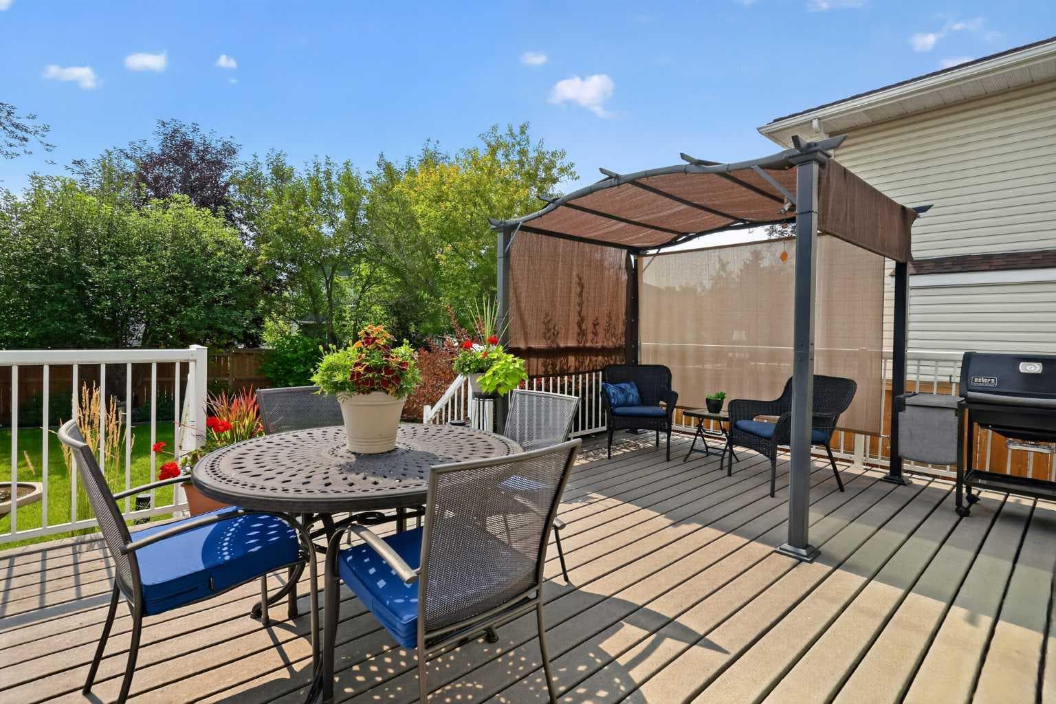 264 Riverview Close SE