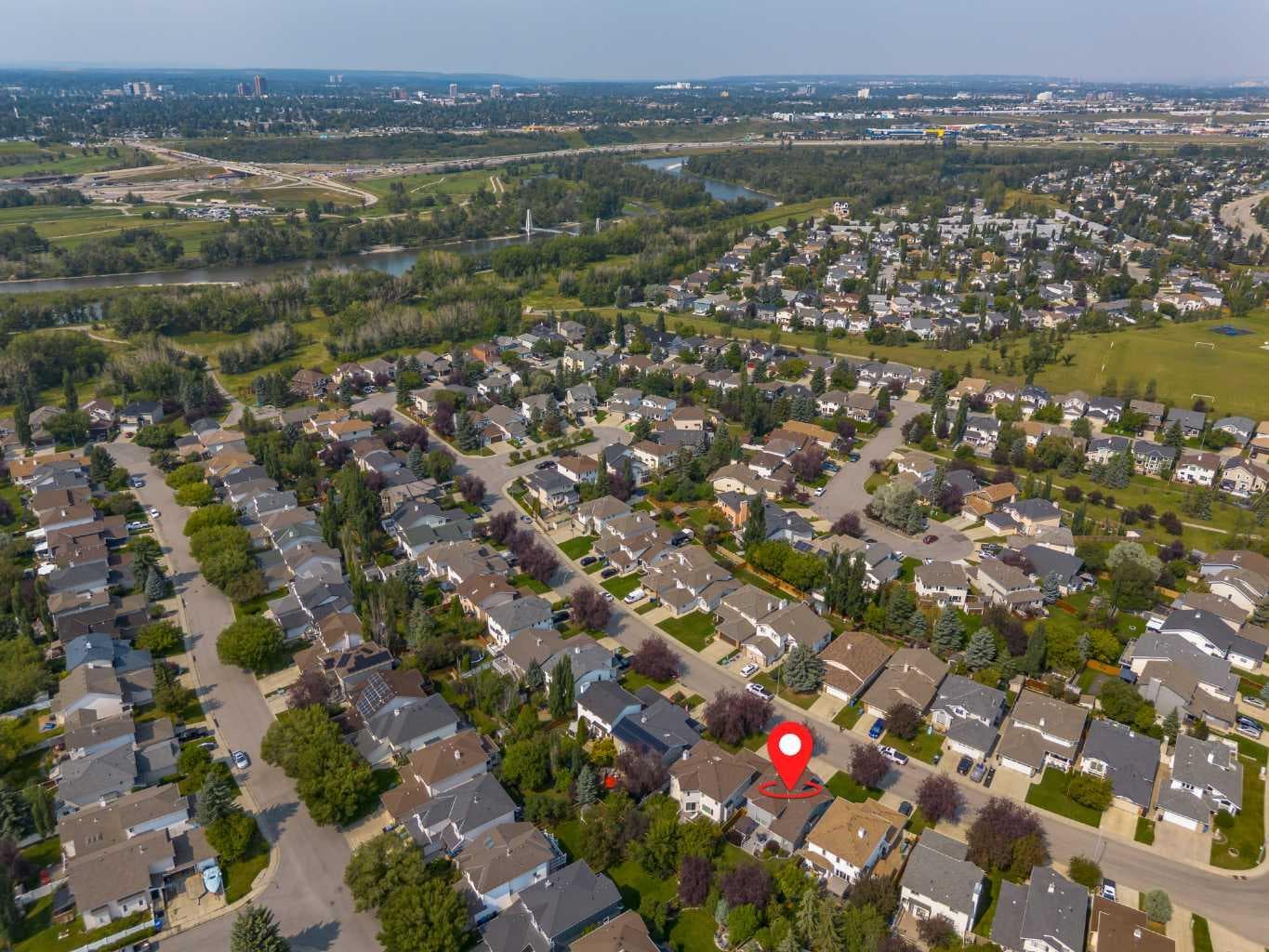 264 Riverview Close SE