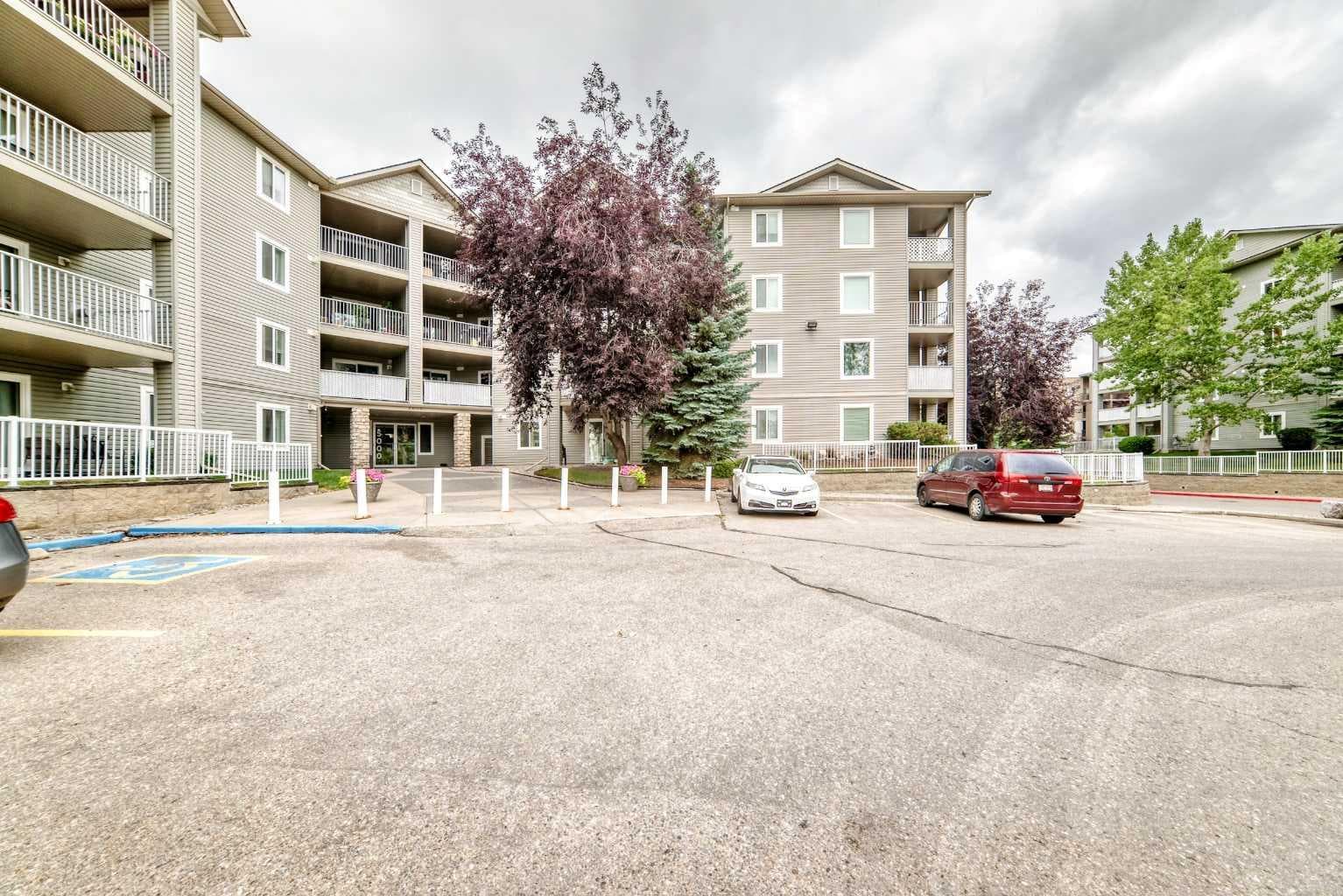 5208A, 604 8 Street SW