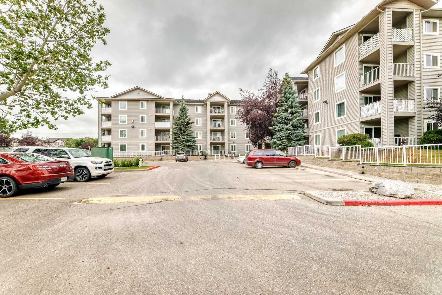 5208A, 604 8 Street SW