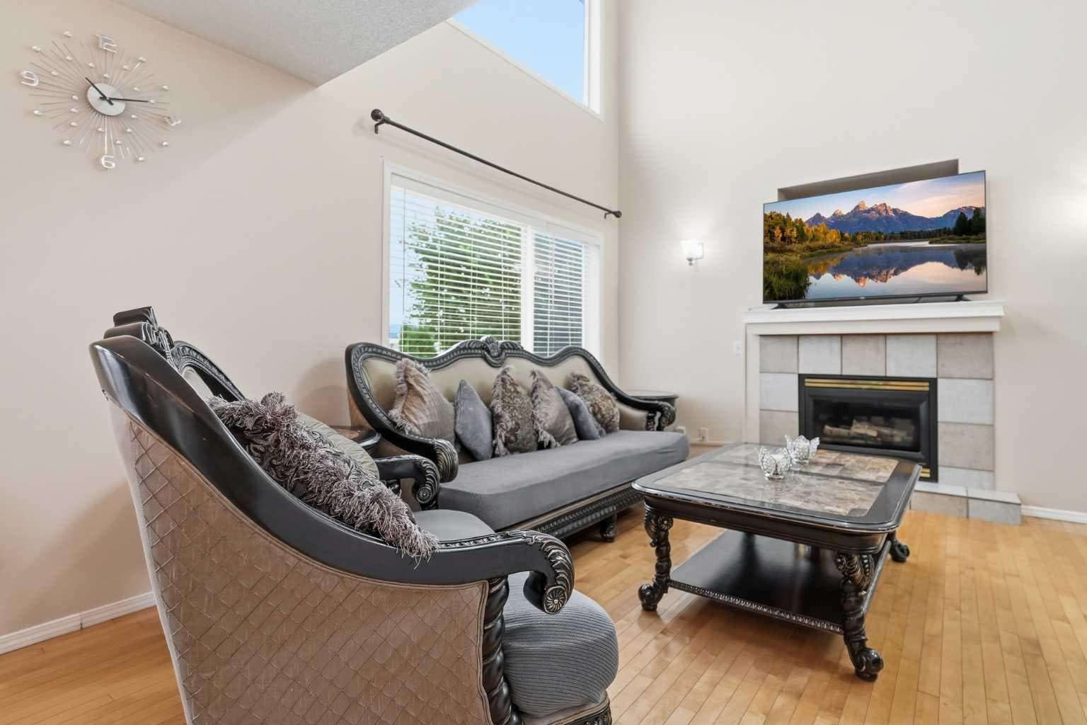 52 Douglas Glen Crescent SE