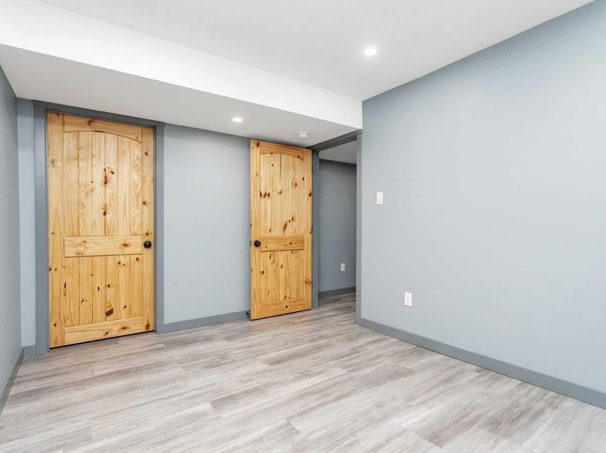 200 Windgate Close SW