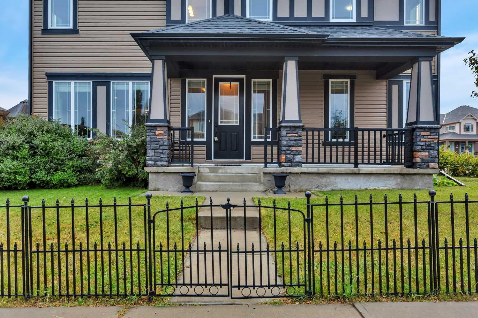 200 Windgate Close SW
