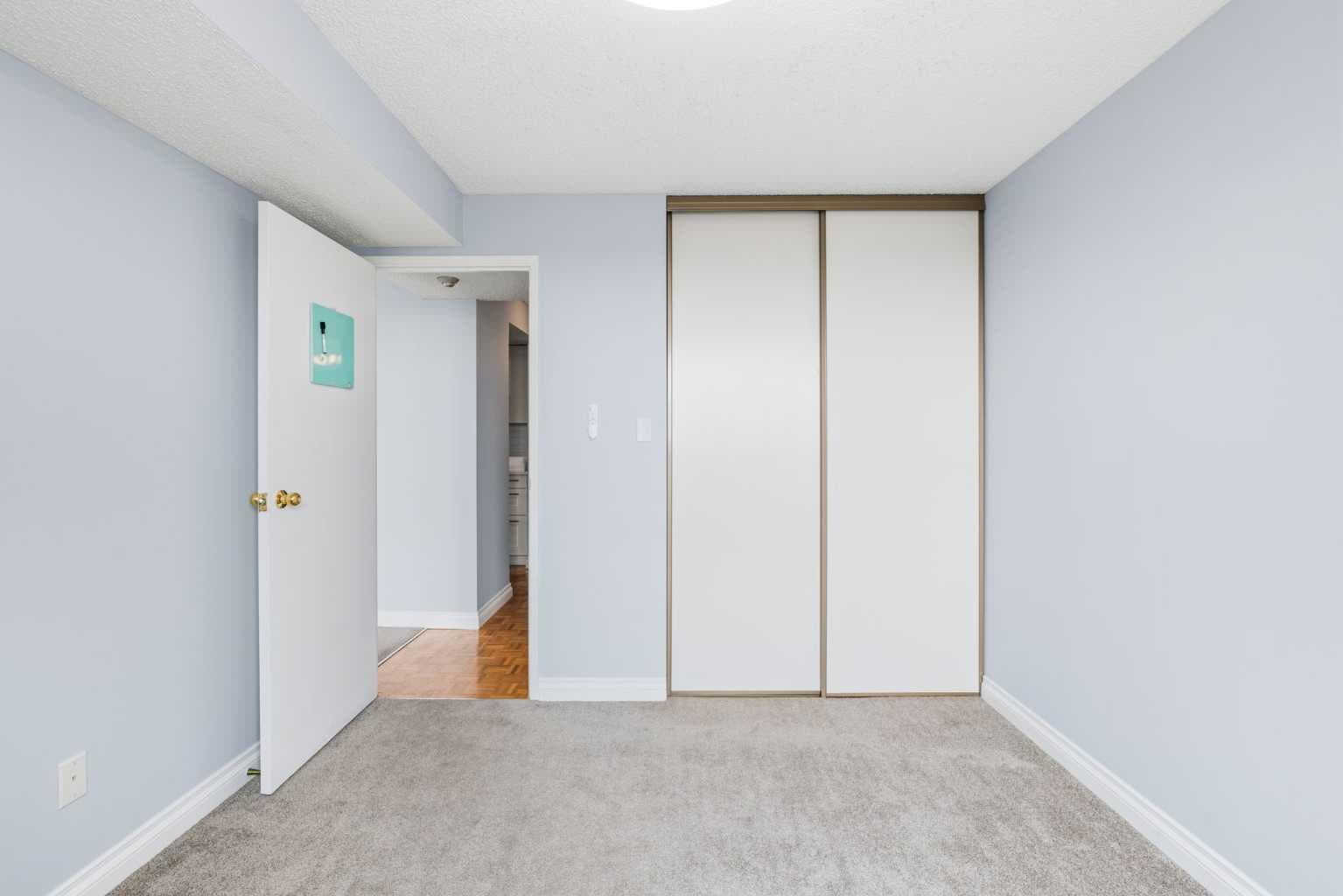 1202, 9800 Horton Road SW