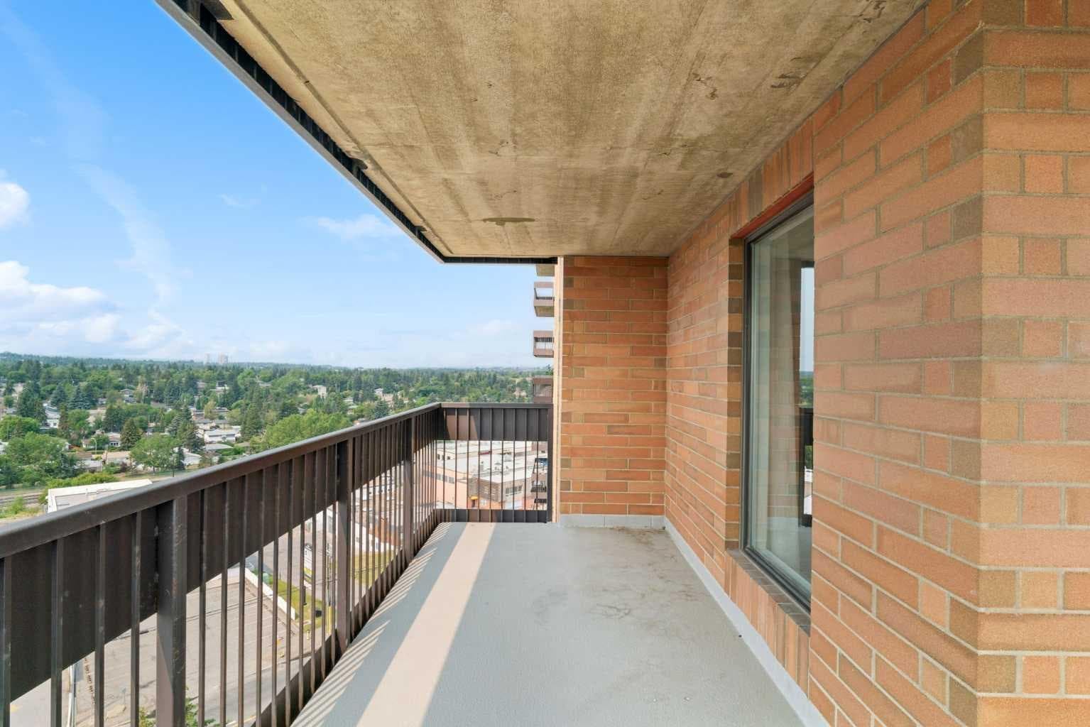 1202, 9800 Horton Road SW