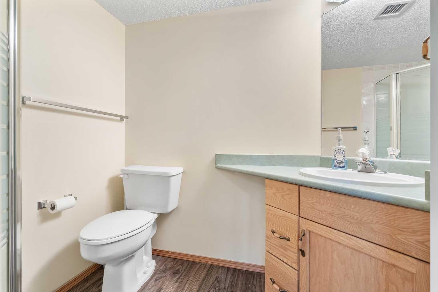 3102, 3102 Hawksbrow Point NW