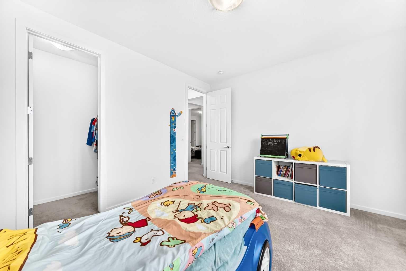 149 Carrington Crescent NW