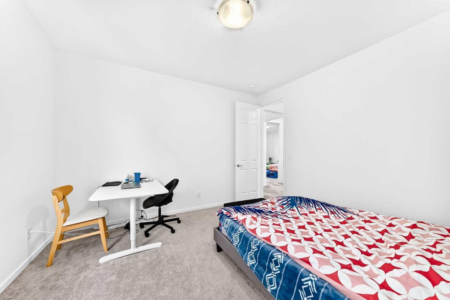 149 Carrington Crescent NW