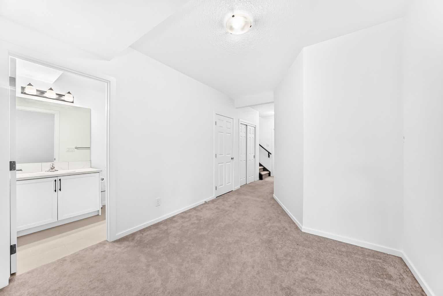 149 Carrington Crescent NW