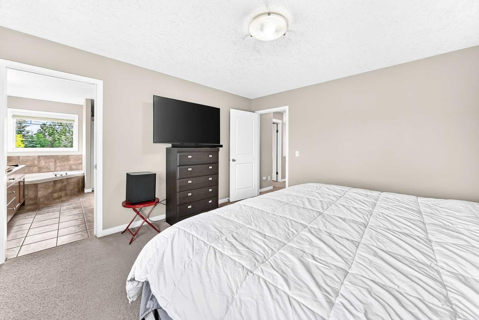 316, 1 Glensummit Close SE