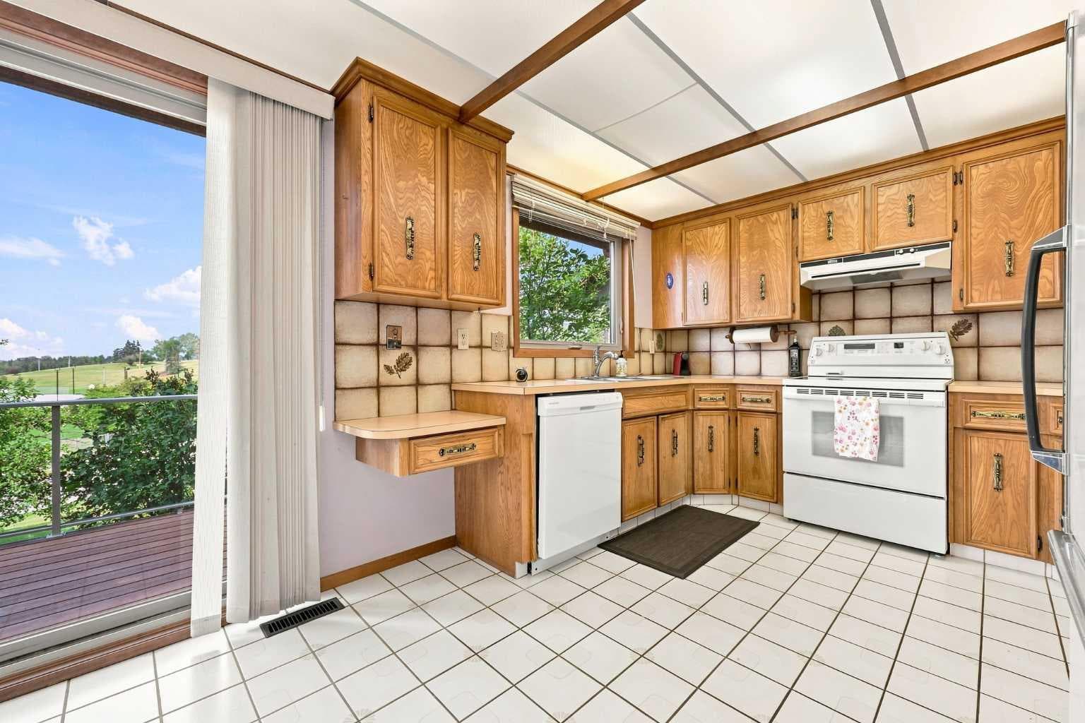 1148 Edgemont Road NW