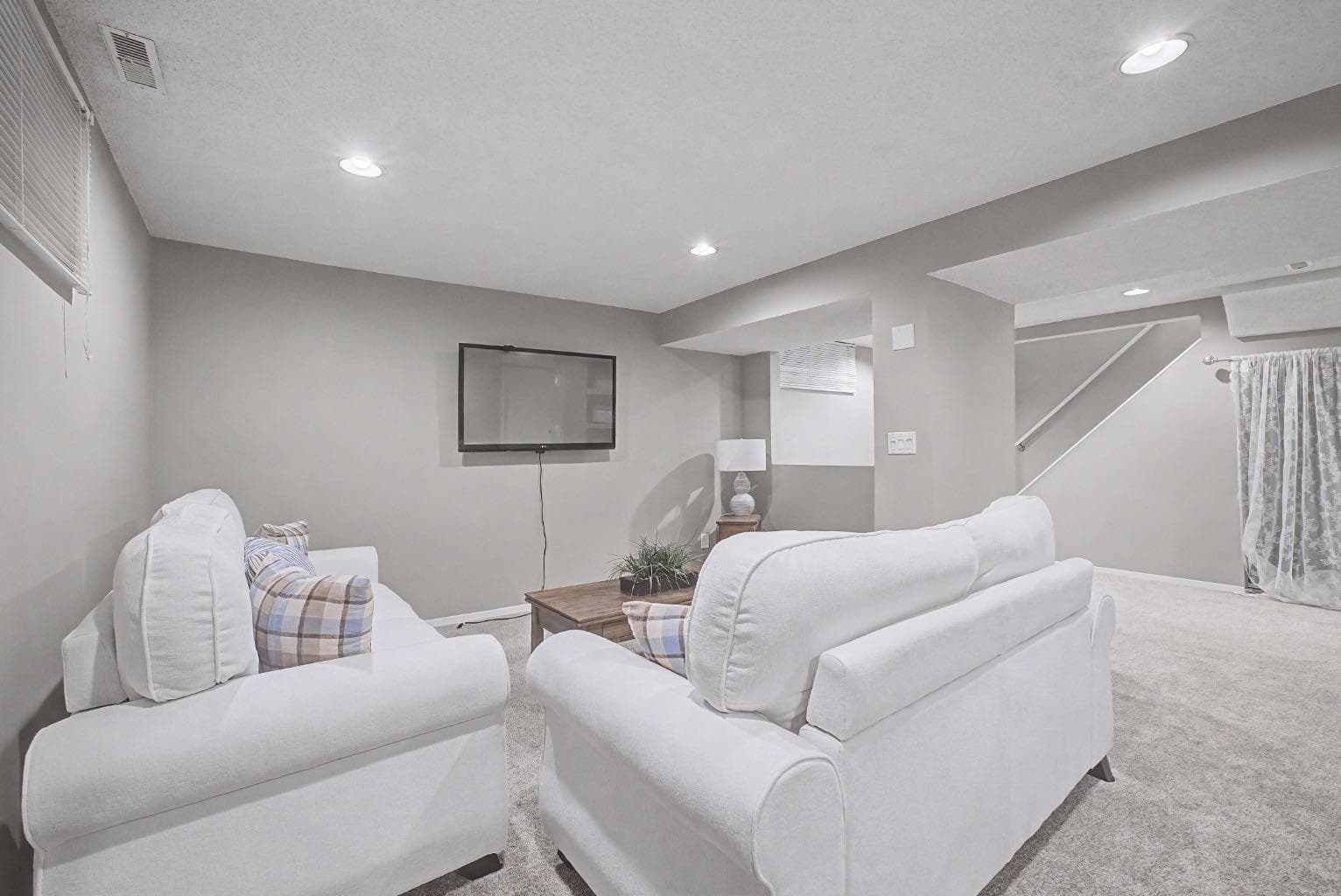 85 Rideau Close SW